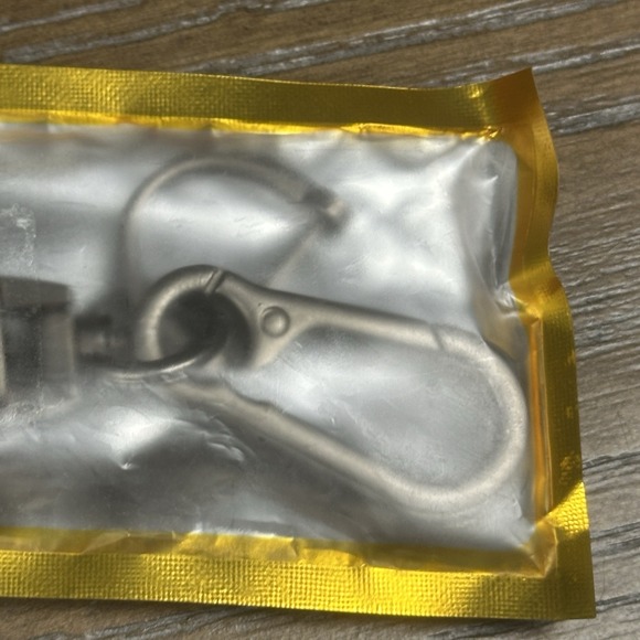 BMW - Genuine Leather‎ Keychain Car Key Chain Ring - NEW - Picture 4 of 6